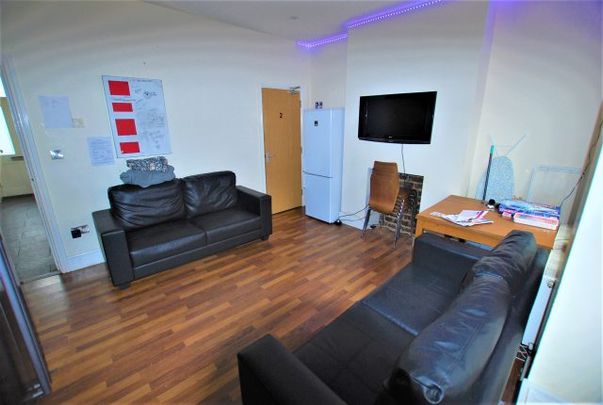 22 Ashdell Road, Broomhill - Photo 1