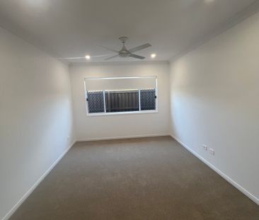 96 Blossom Circuit, Deebing Heights QLD 4306 - House For Rent | Domain - Photo 3