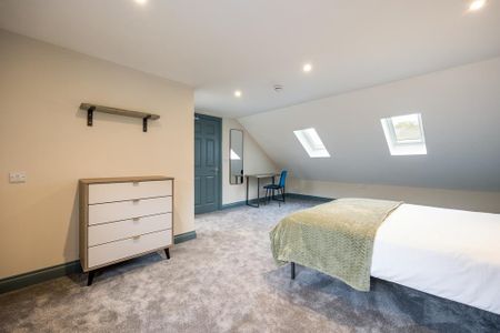 1 bedroom in a house share to rent - Photo 4