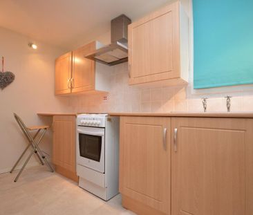 1 bedroom maisonette to rent - Photo 2