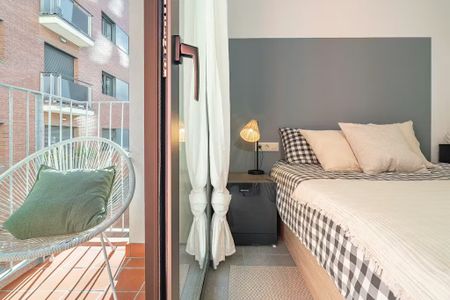 Passatge de Paca Soler, Barcelona, Catalonia 08028 - Photo 2