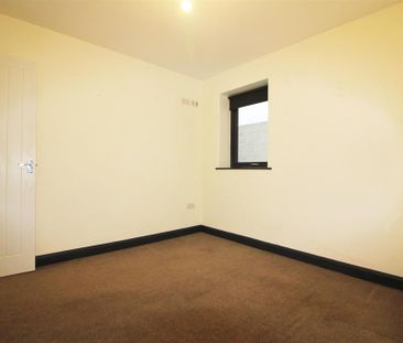 2 bedroom semi-detached house to rent - Photo 2