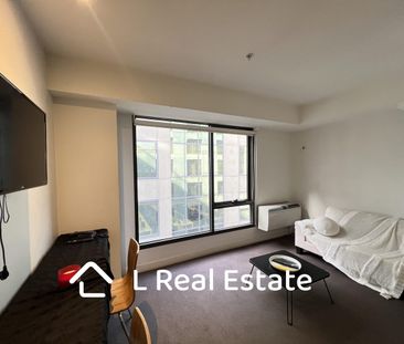 Urban oasis on St Kilda Rd-1bed 1bath-Available Now! - Photo 5