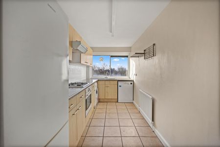 Willesden Lane, London, London - Photo 5