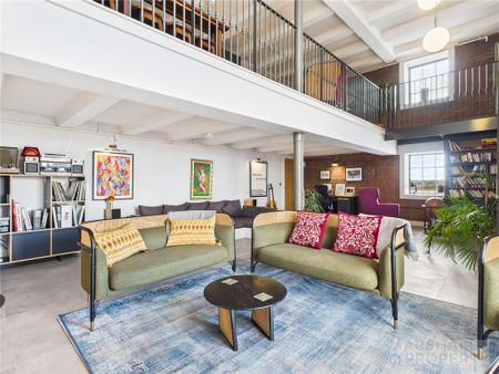 3 bedroom penthouse to rent - Photo 2