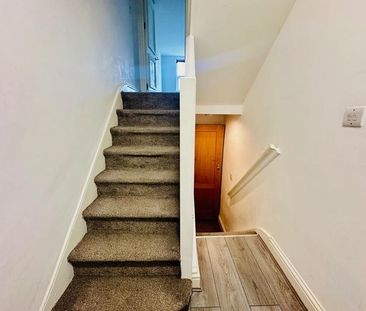 2 bedroom maisonette to rent - Photo 4
