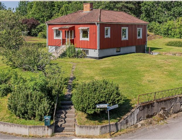 Hälleforsnäs - 4rok - tillsv - 8.395kr/mån - Foto 1