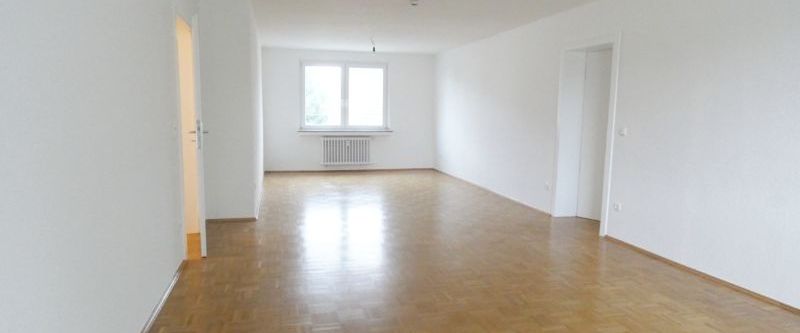 *** Wir modernisieren für Sie das komplette Objekt! *** 4-Zi.-Whg. mit Balkon + Mansarde in E-Bredeney! - Photo 1