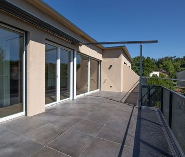 Moderne 2.5-Zimmer-Attikawohnung in grüner Oase in Pfäffikon - Will... - Foto 3