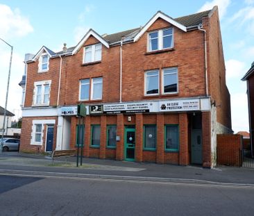 3 bed maisonette to rent in Seabourne Road, Bournemouth, BH5 - Photo 5