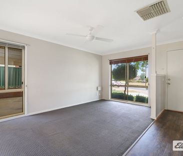 Quiet living! - Photo 1