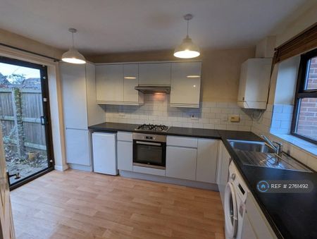 2 bedroom semi-detached house to rent - Photo 4