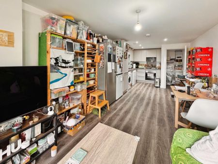 2 bedroom apartment to rent - Photo 2