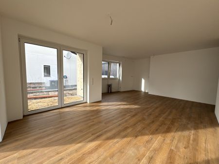 Moderne 3-Zimmer-Wohnung im Herzen der Stadt - Photo 2