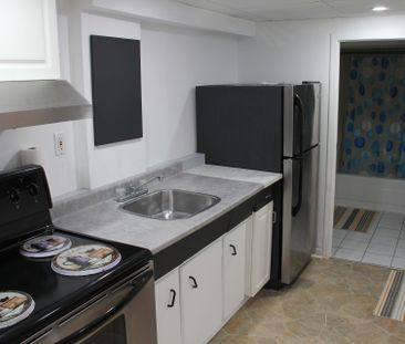 For Lease - 17 Mystic Avenue Unit# Lower, Toronto, Ontario - Photo 3