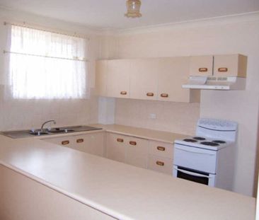 Modern Top-Floor 2-Bedroom Unit for Lease - Mount Druitt - Photo 1