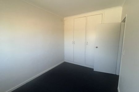 Ground floor flat - Photo 4