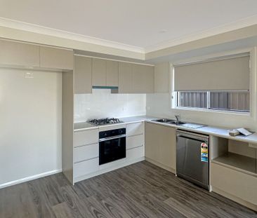 BRAND NEW HOME in SOUTHLAKES ESTATE - Photo 5