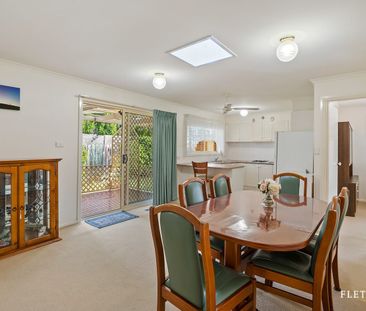 SPACIOUS AND LIGHT FILLED - Photo 4