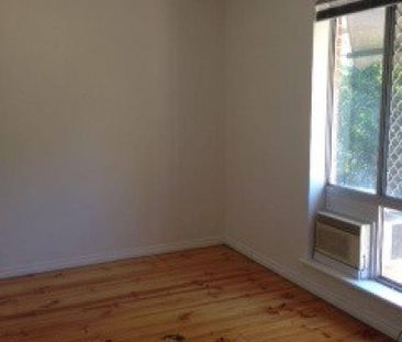 Prime Location in Popular Suburb - Photo 3