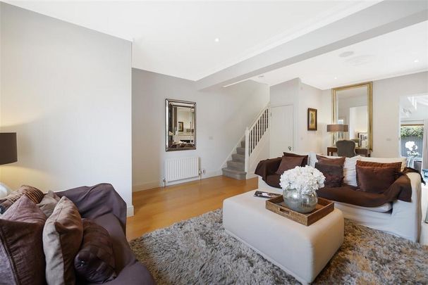 3 bedroom terraced house to rent - Photo 1