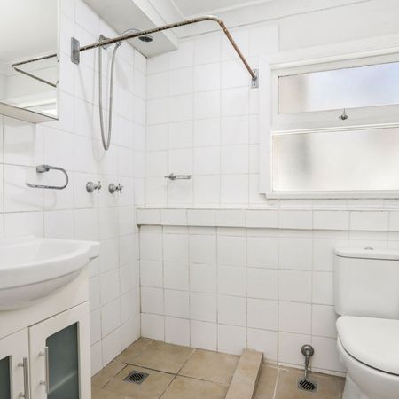 Two Bedroom Apartment - Photo 4