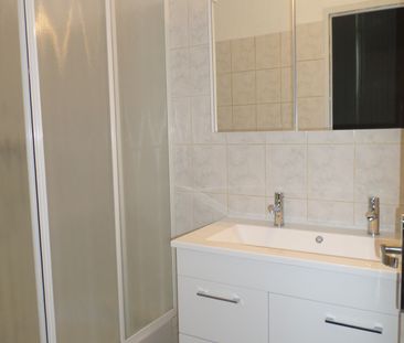 Location Appartement 3 pièces 107m² BORDEAUX 33000 - Photo 5