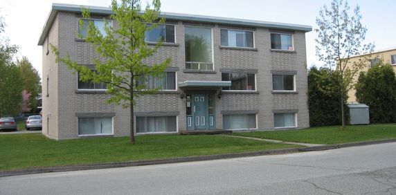 LOGEMENT A LOUER 2560 RUE BONIN - Photo 2