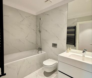 Apartament modern cu 3 camere|ONE Cotroceni Park|Loc de parcare inclus - Fotografie 5