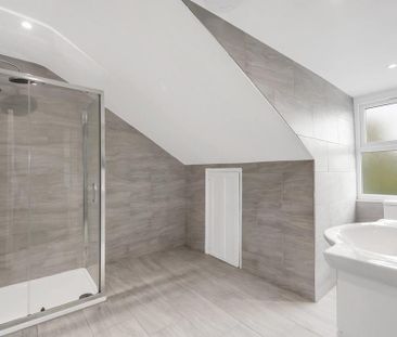 3 bedroom flat to rent - Photo 5