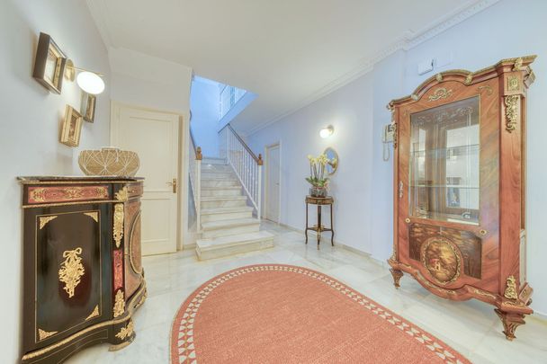 House in Nueva Andalucía, Costa del Sol - Photo 1