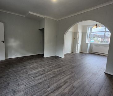 3 Bed Semi-Detached House, Woodlands Road, M8 - Photo 3