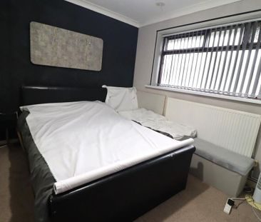 2 bedroom detached bungalow to rent - Photo 5