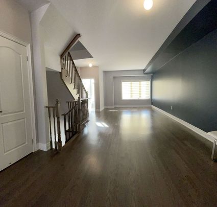 For Lease - 29 Dryden Way, Toronto, Ontario - Photo 1