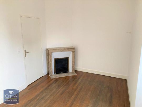 Location Appartement 4 pièces 82m² MONTMIRAIL 51210 - Photo 1