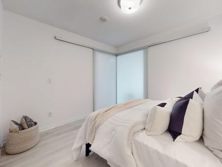 For Lease - 38 Joe Shuster Way Unit# 2003, Toronto, Ontario - Photo 3