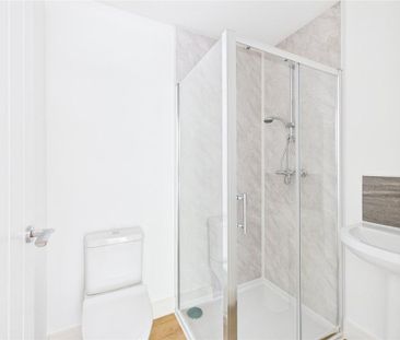 House share to rent - Photo 3