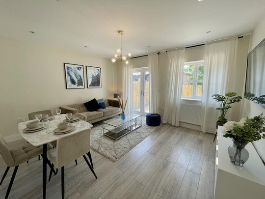 3 bedroom terraced house to rent - Photo 1