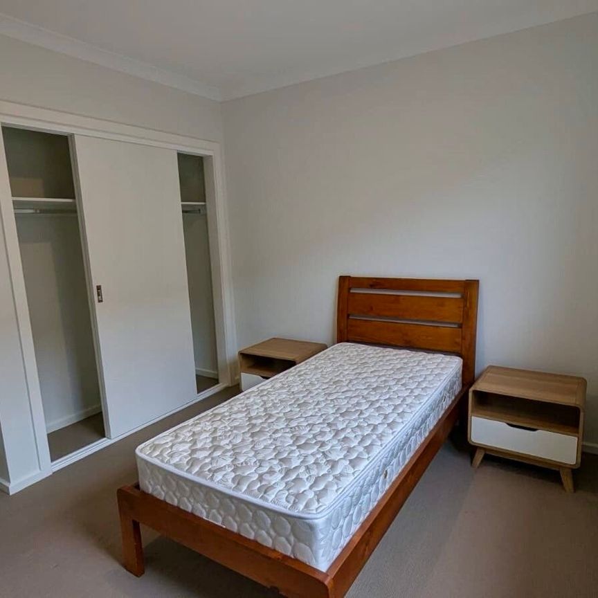 Point Cook - Photo 1