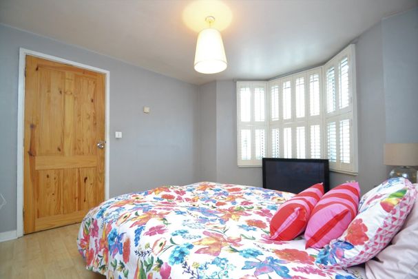 House Share to rent - Elswick Road, London, SE13 - Photo 1