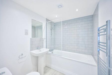 Studio to rent - Photo 5