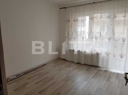 Apartament 2 camere, decomandat, loc parcare, zona strazii Eroilor! - Photo 3
