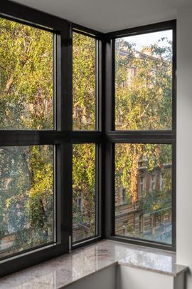 Charlottenburg: Renoviertes 2-Zimmer-Apartment - Photo 1