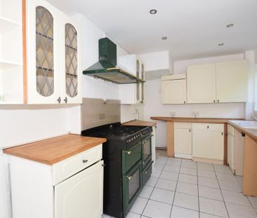 3 bedroom end of terrace house to rent - Photo 6