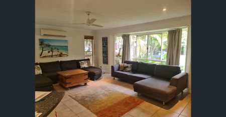 Large Family Home + Pool In Buderim - Photo 5