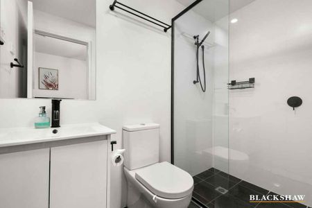 Quality property in ideal location - Photo 5