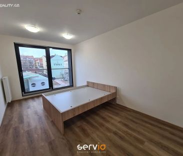 Pronájem bytu 1+1 46 m² - Photo 1