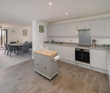 2 bedroom flat to rent - Photo 6