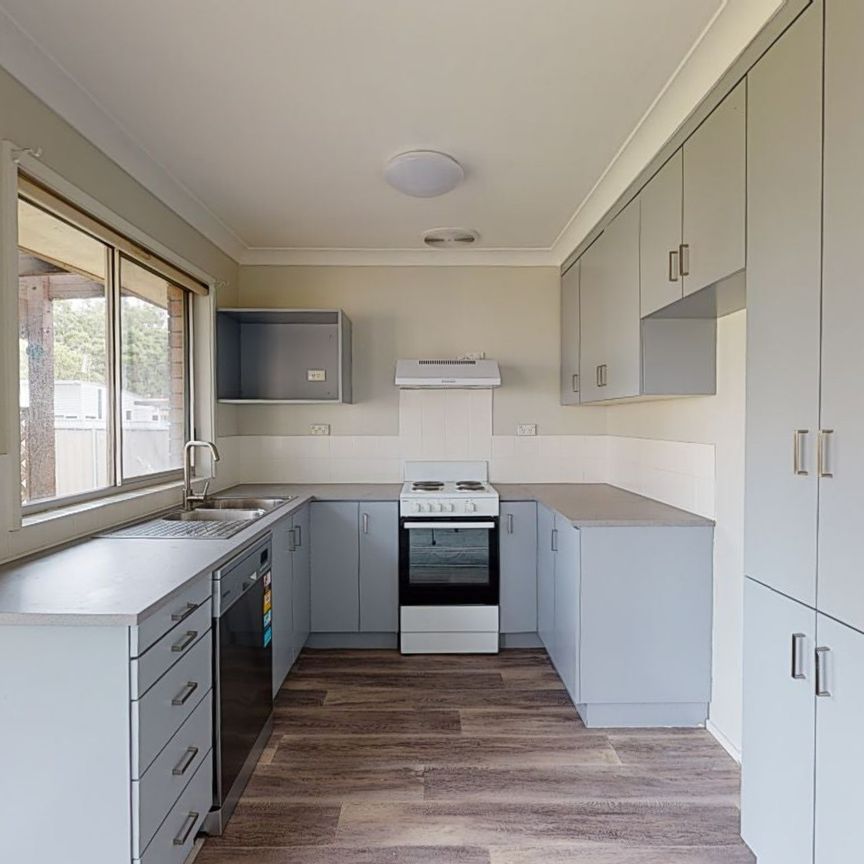 6 Crawford Avenue, Tenambit NSW 2323 - Photo 1