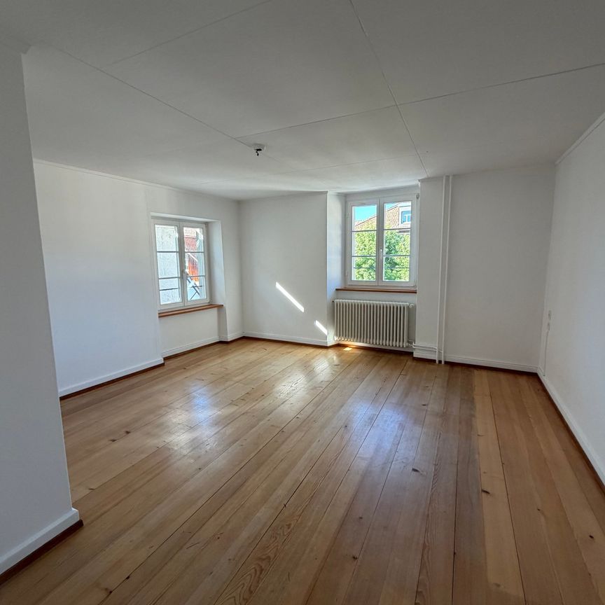 Charmante 4-Zimmer-Altbauwohnung mit Balkon am Albrechts-Platz in Rheinfelden - Photo 1